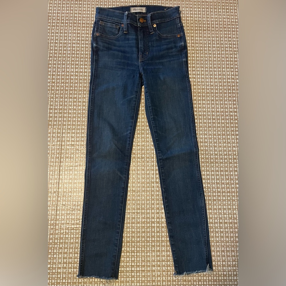 Madewell  9 “ High Rise Skinny Denim Jeans Frayed Hems Size 24 GUC
